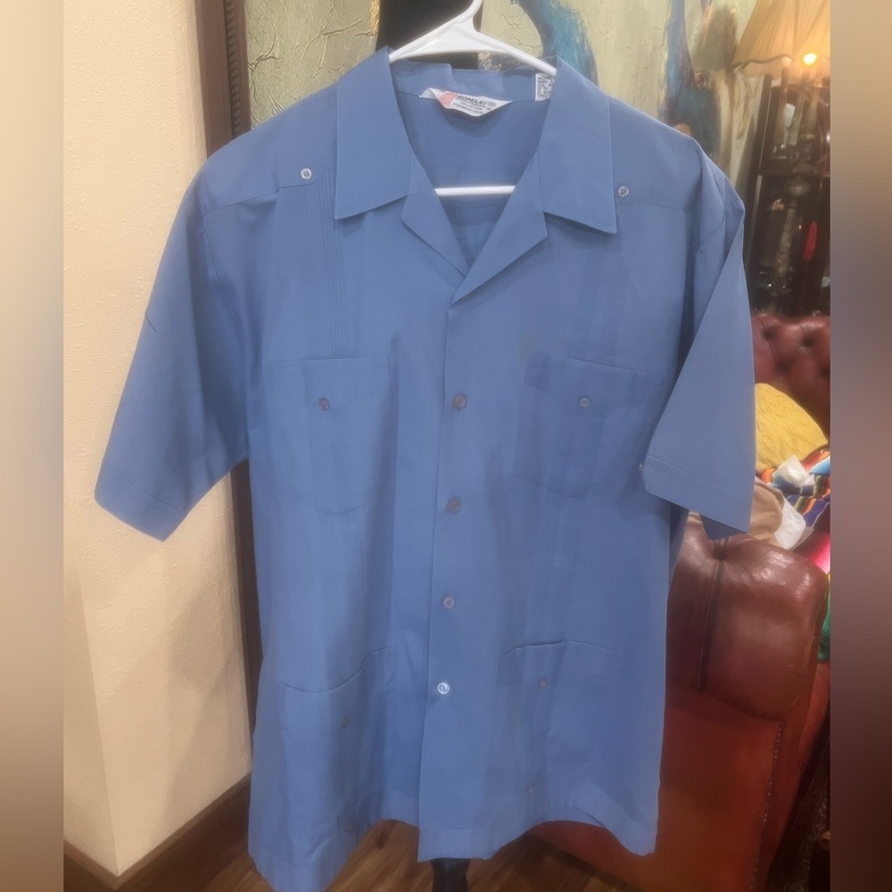 Romani “Guayabera” button down size XL in EUC